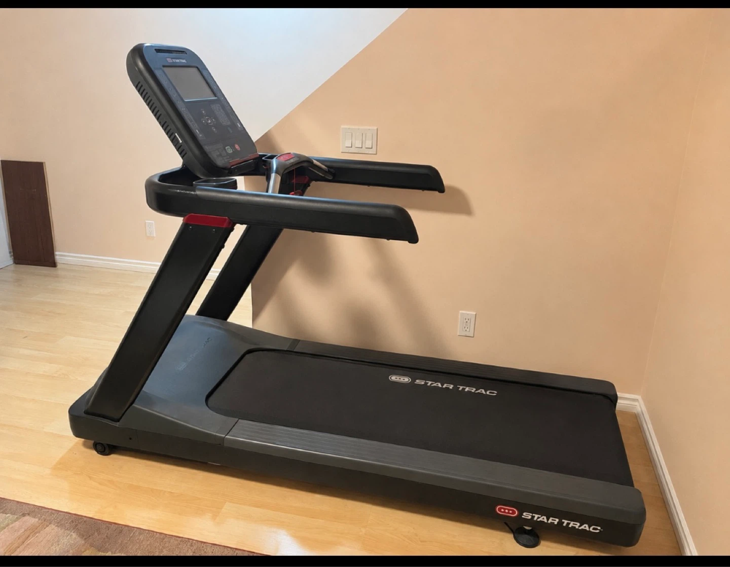 Industrial treadmill