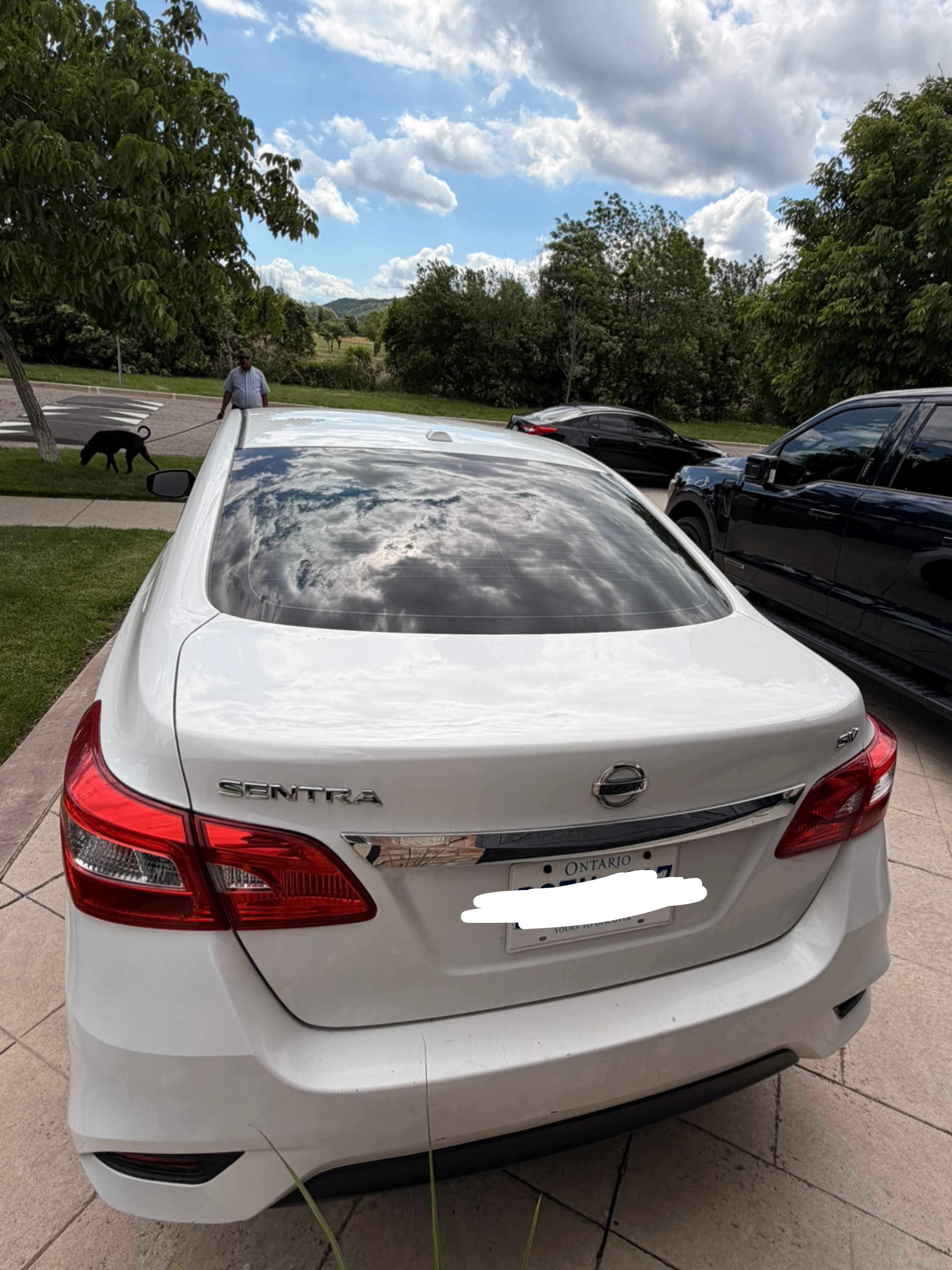 2017 Nissan Sentra SV Sedan - photo 4