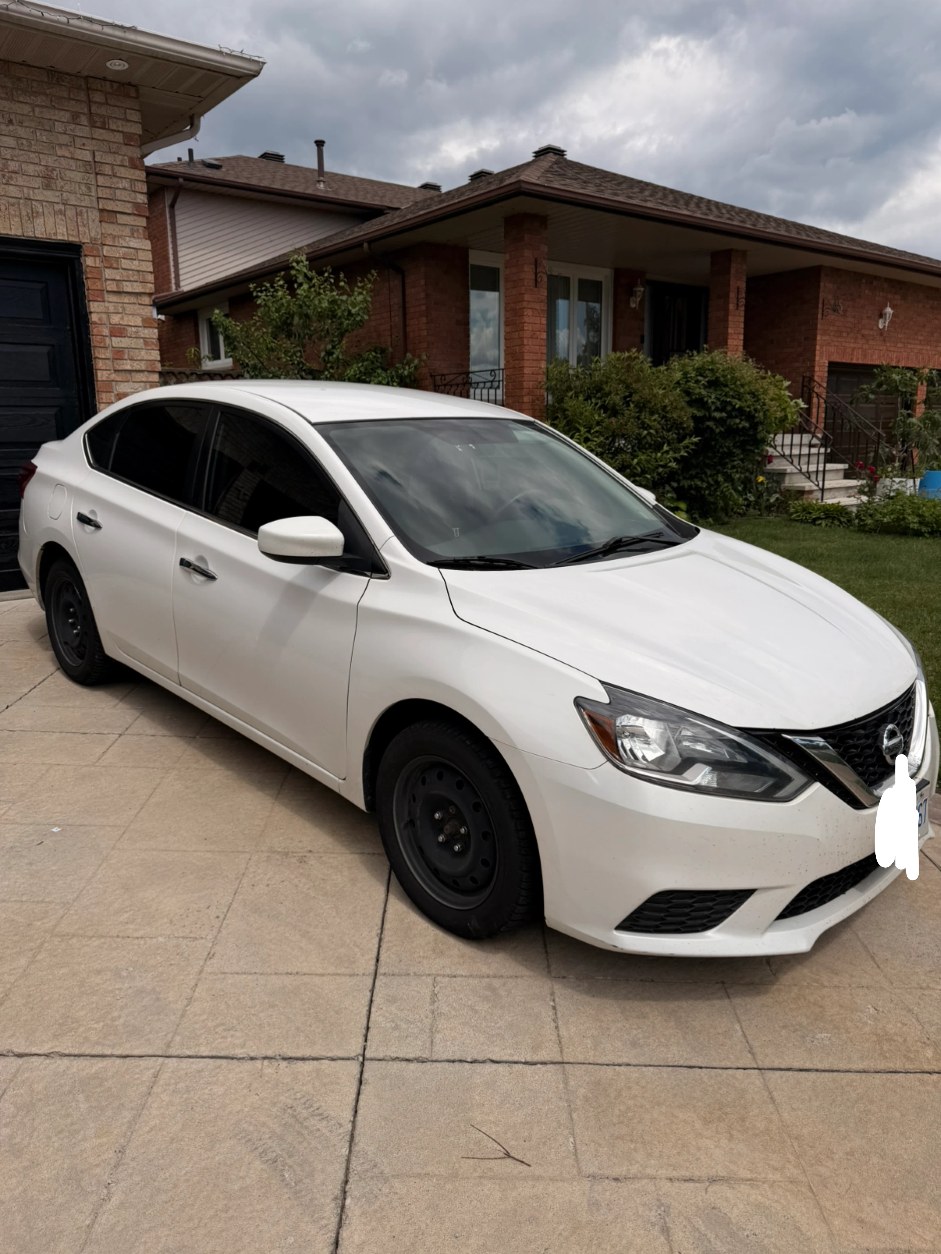 2017 Nissan Sentra SV Sedan - photo 2