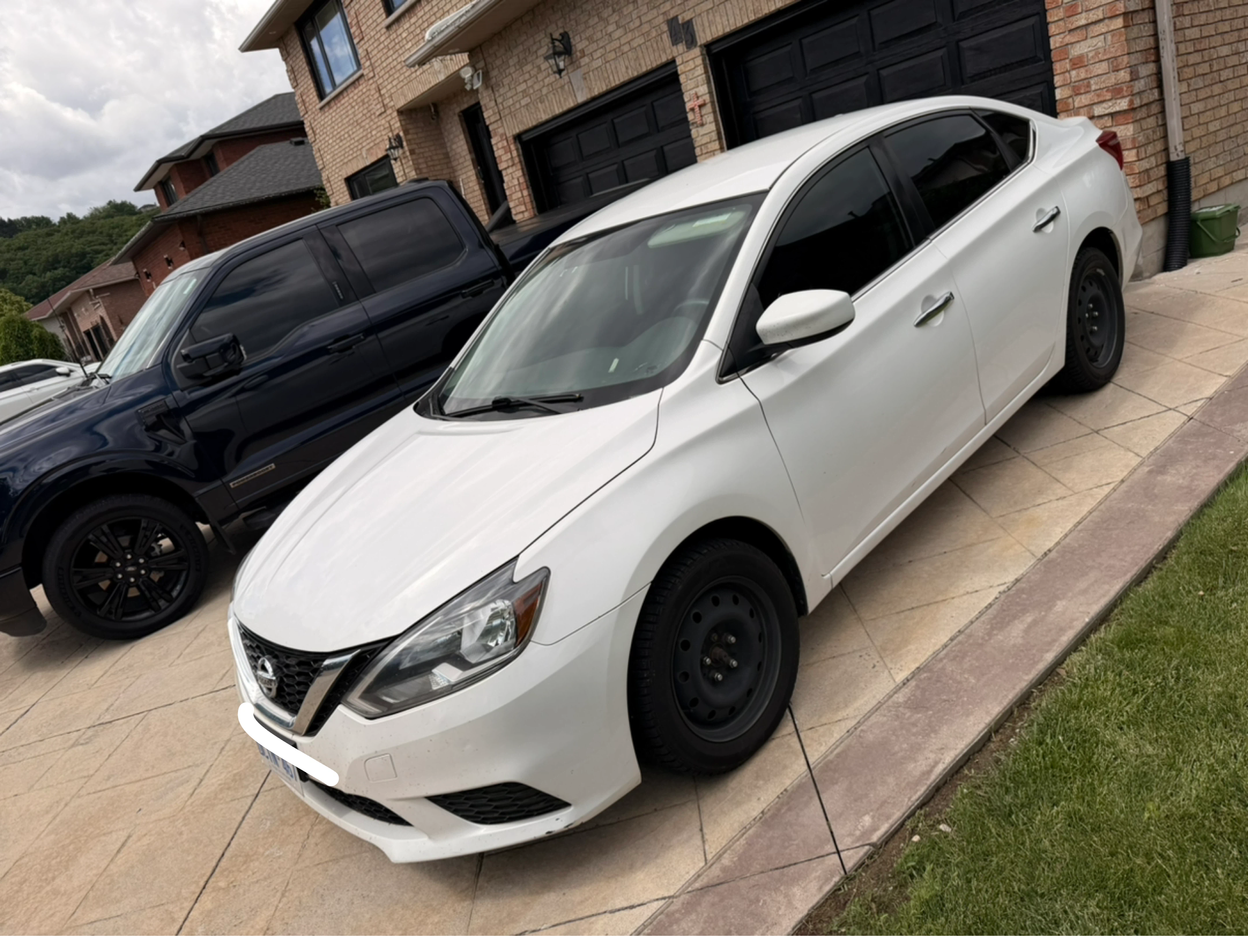 2017 Nissan Sentra SV Sedan - photo 3