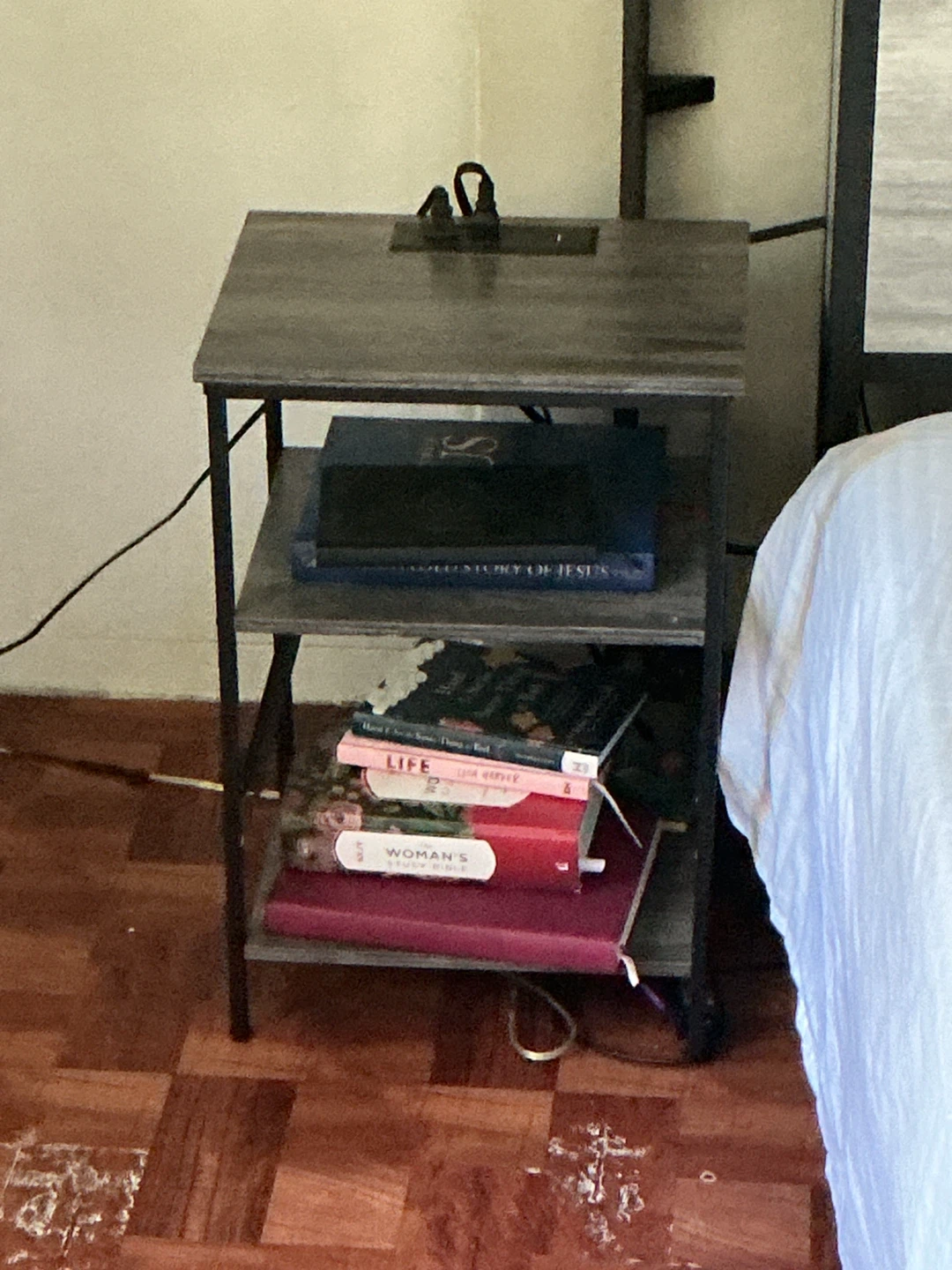 Full Bed and Gray Wood Grain Nightstand - photo 2