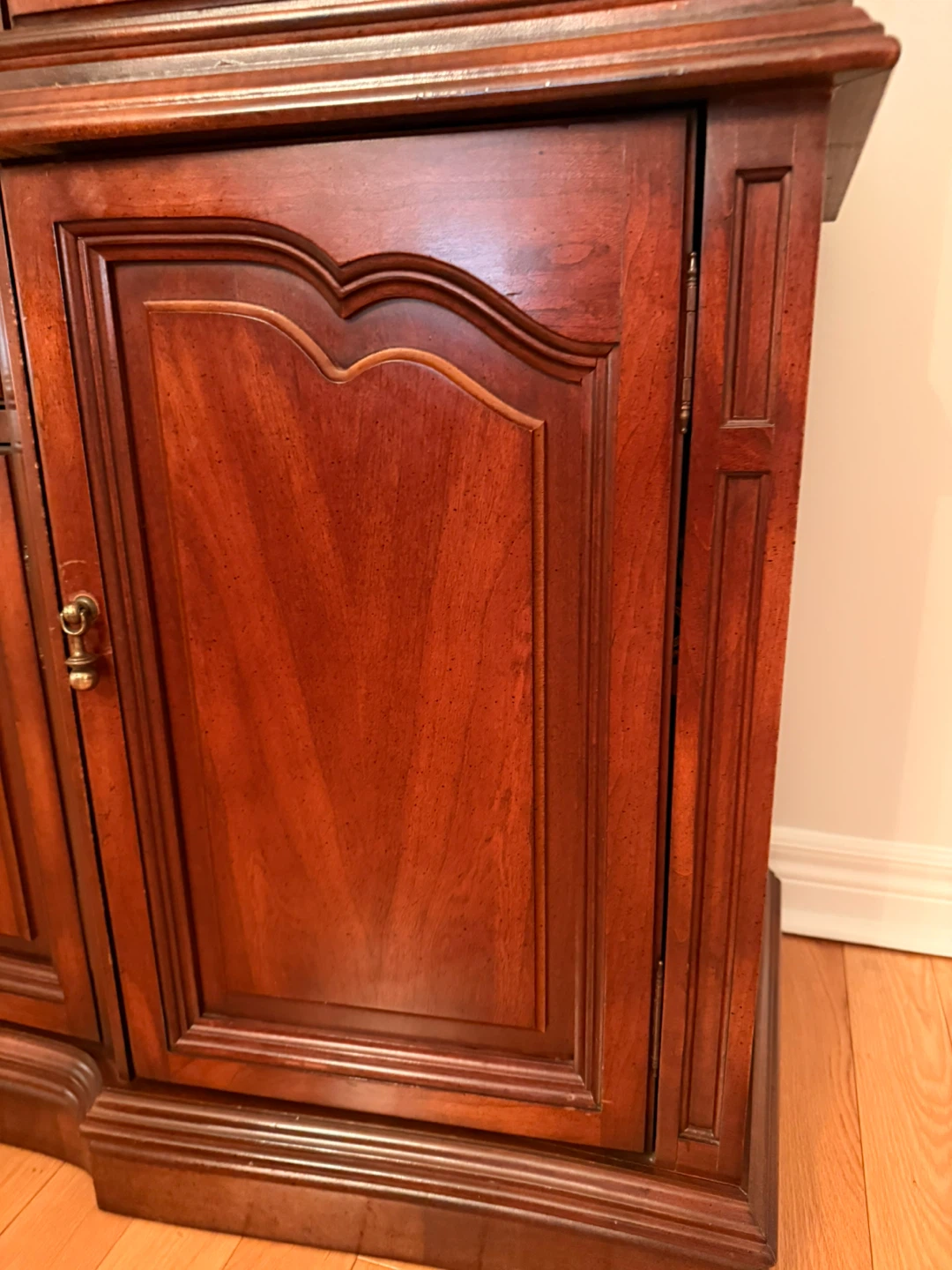 Cherrywood dining room set - photo 4