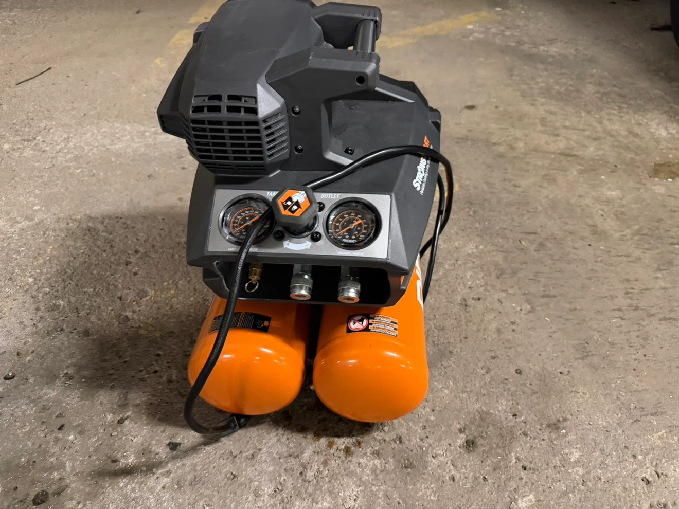 RIDGID 200 PSI 4.0 Gal Quiet Air Compressor - photo 4