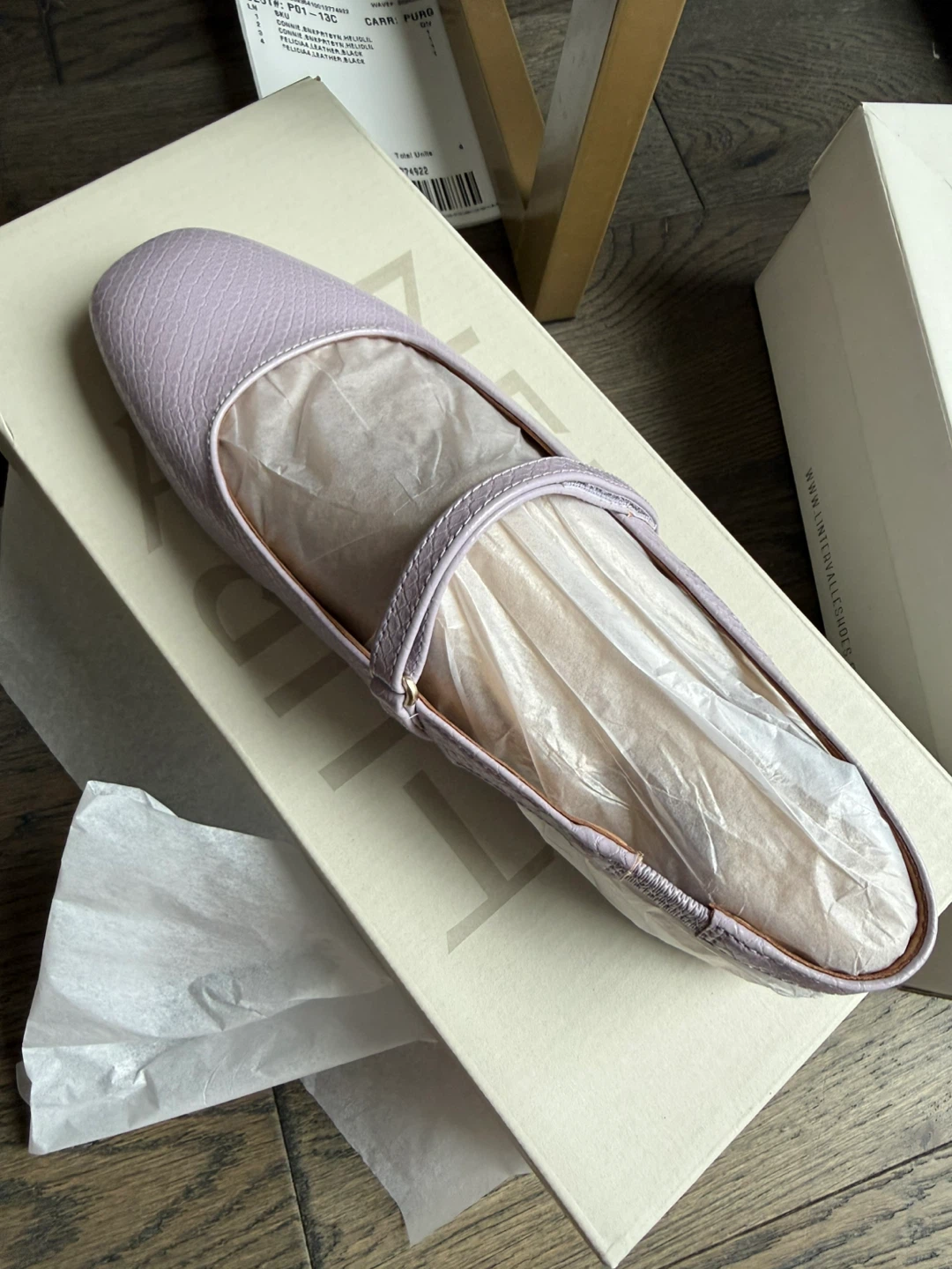 Brand new in the box- Light Purple Slingback Flats - photo 2