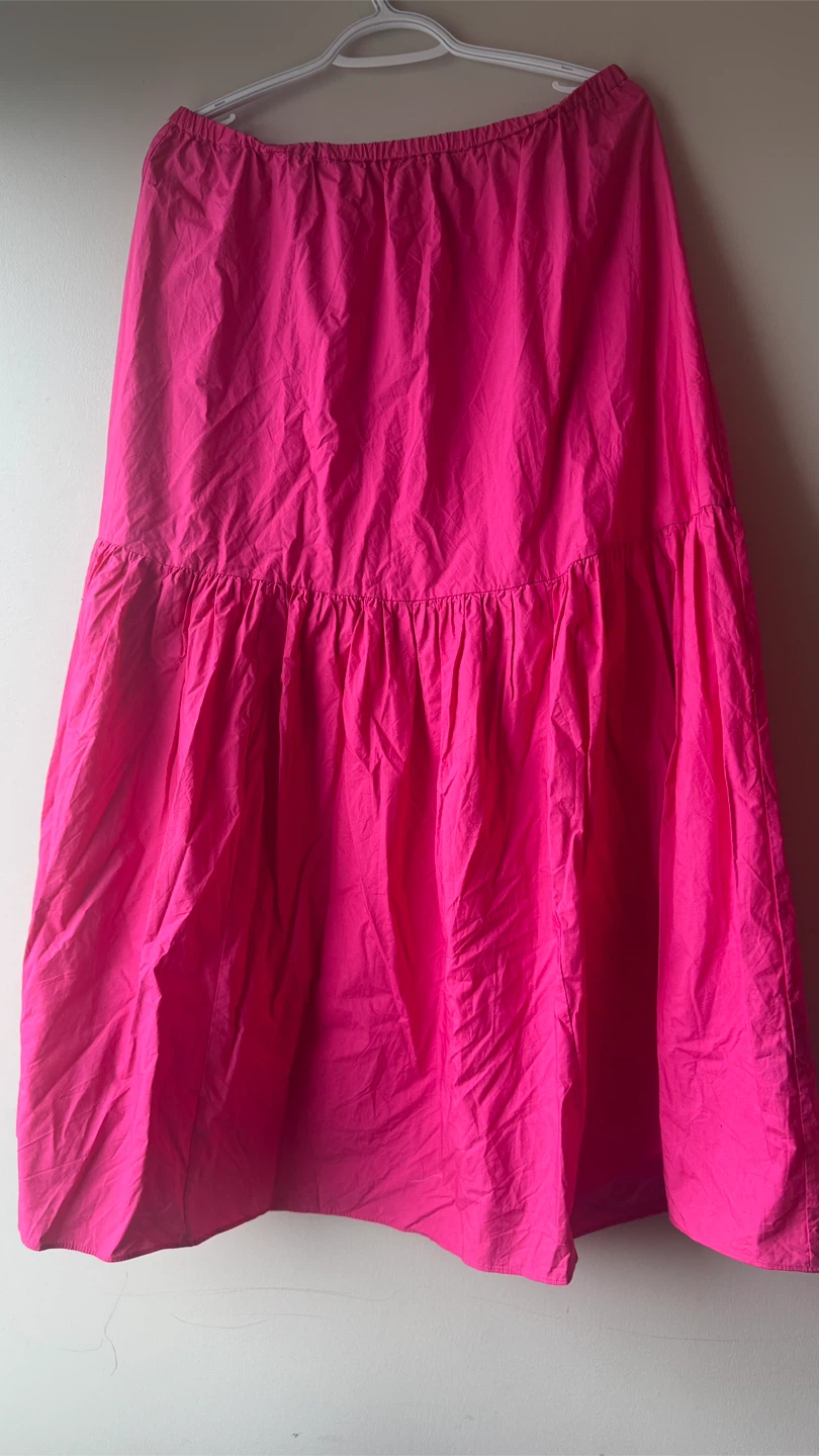 H&M Bright Pink Tiered Maxi Skirt - photo 5