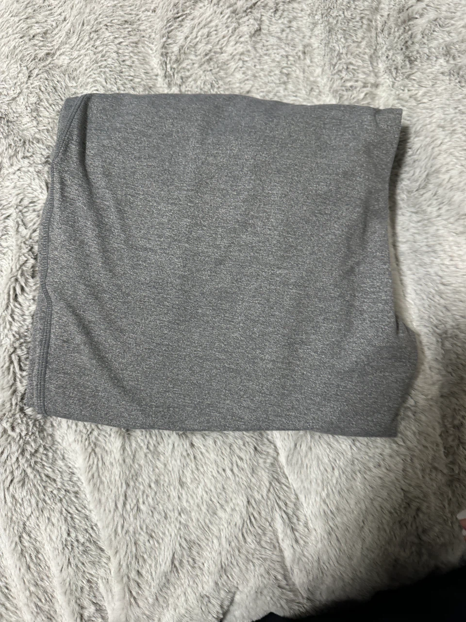 Lululemon Grey Cropped Athletic Pants - photo 5