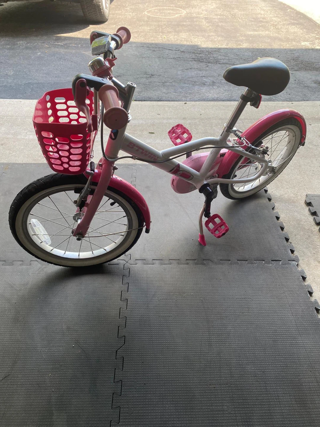 Kids Pink Btwin Bicycle with Basket - photo 2