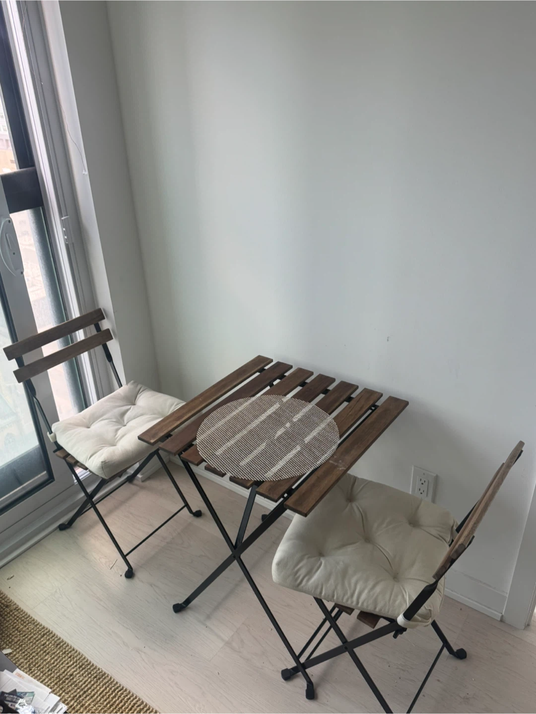 MOVING OUT EVERYTHING MUST GO TOGETHER