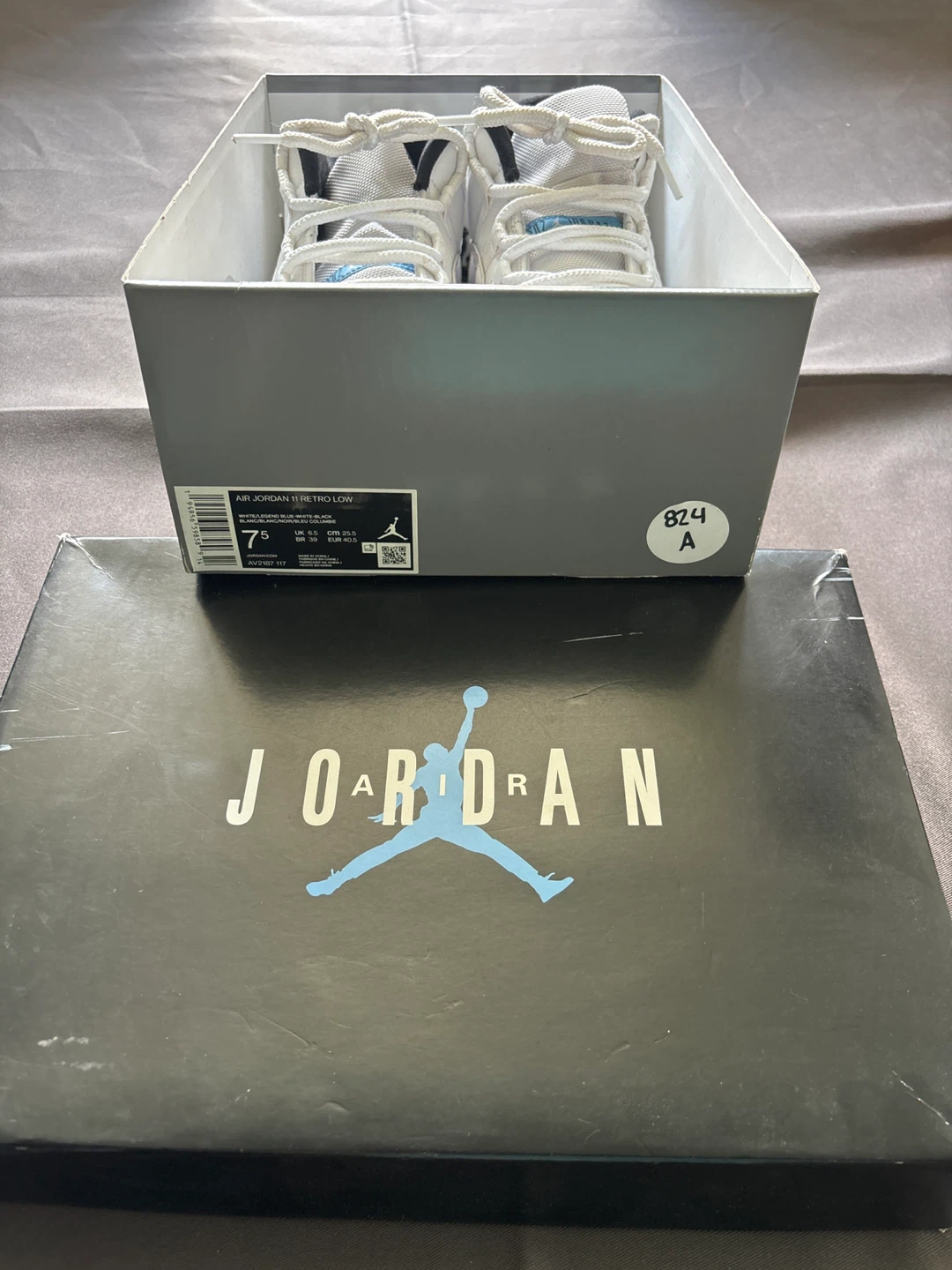 Jordan 11 Retro Low White University Blue - photo 2
