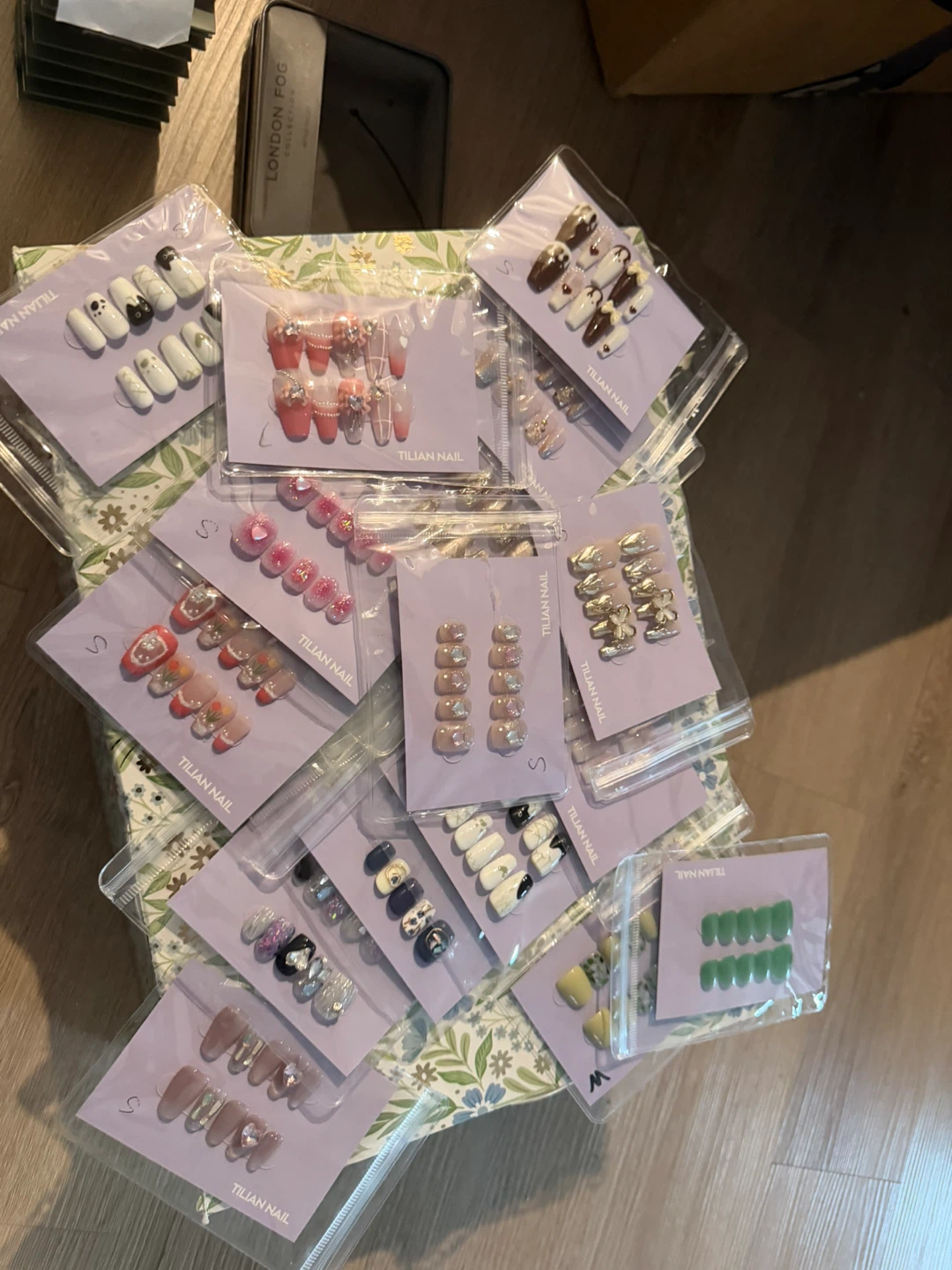 Hand crafted PressOn Nails Set - Various Styles