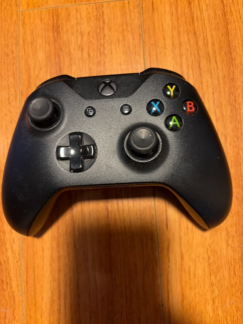 Xbox One X Consol with Controller and Cables - photo 5