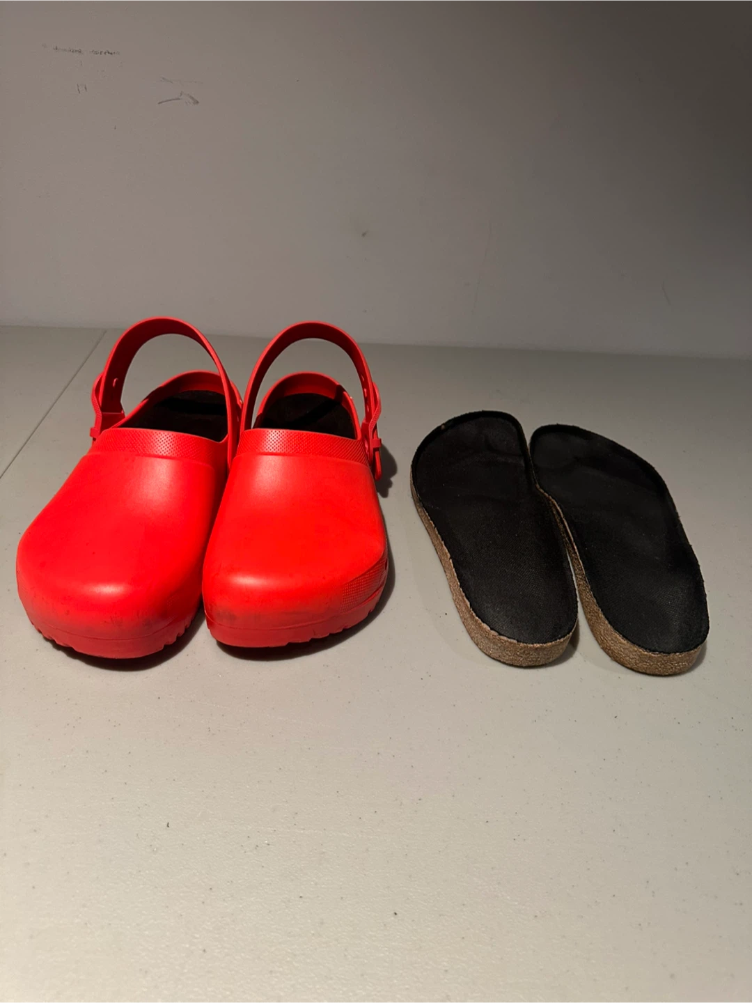 Birkenstock Red Clogs with Insoles - photo 2