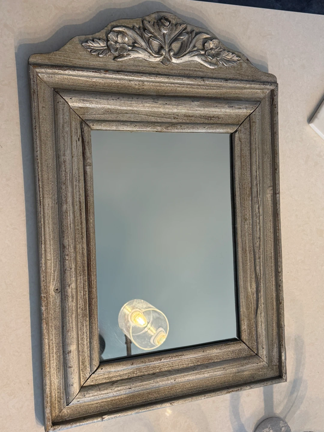 Wood  frame mirror with a vintage-style24”x14” - photo 2