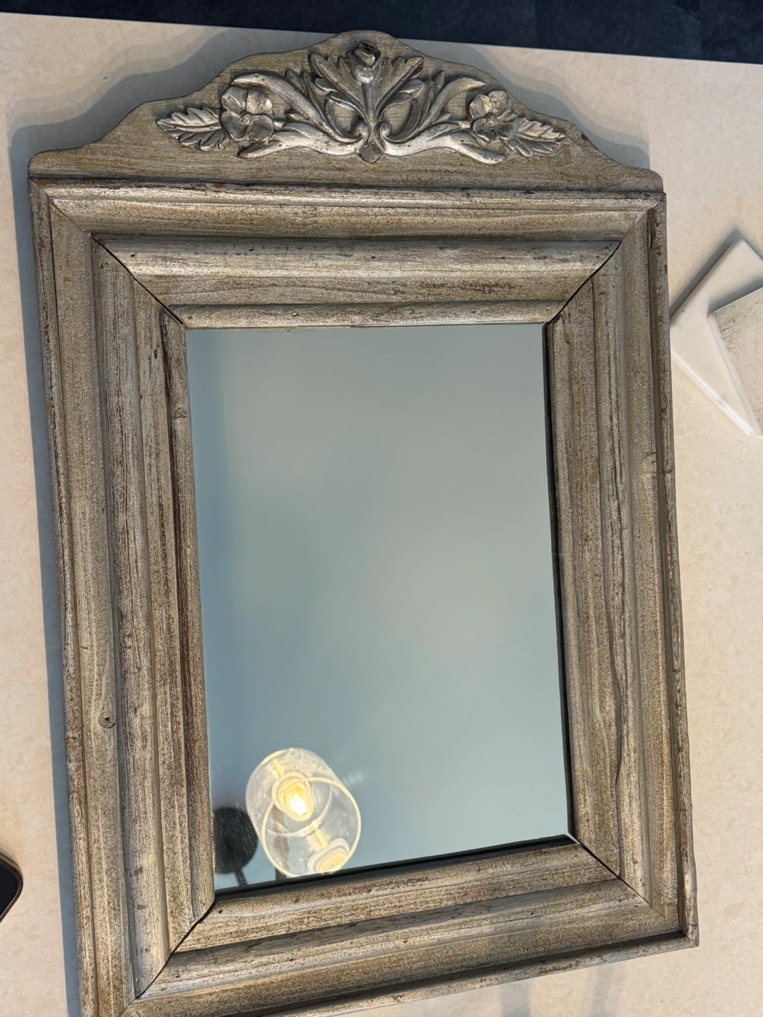 Wood  frame mirror with a vintage-style24”x14” - photo 4