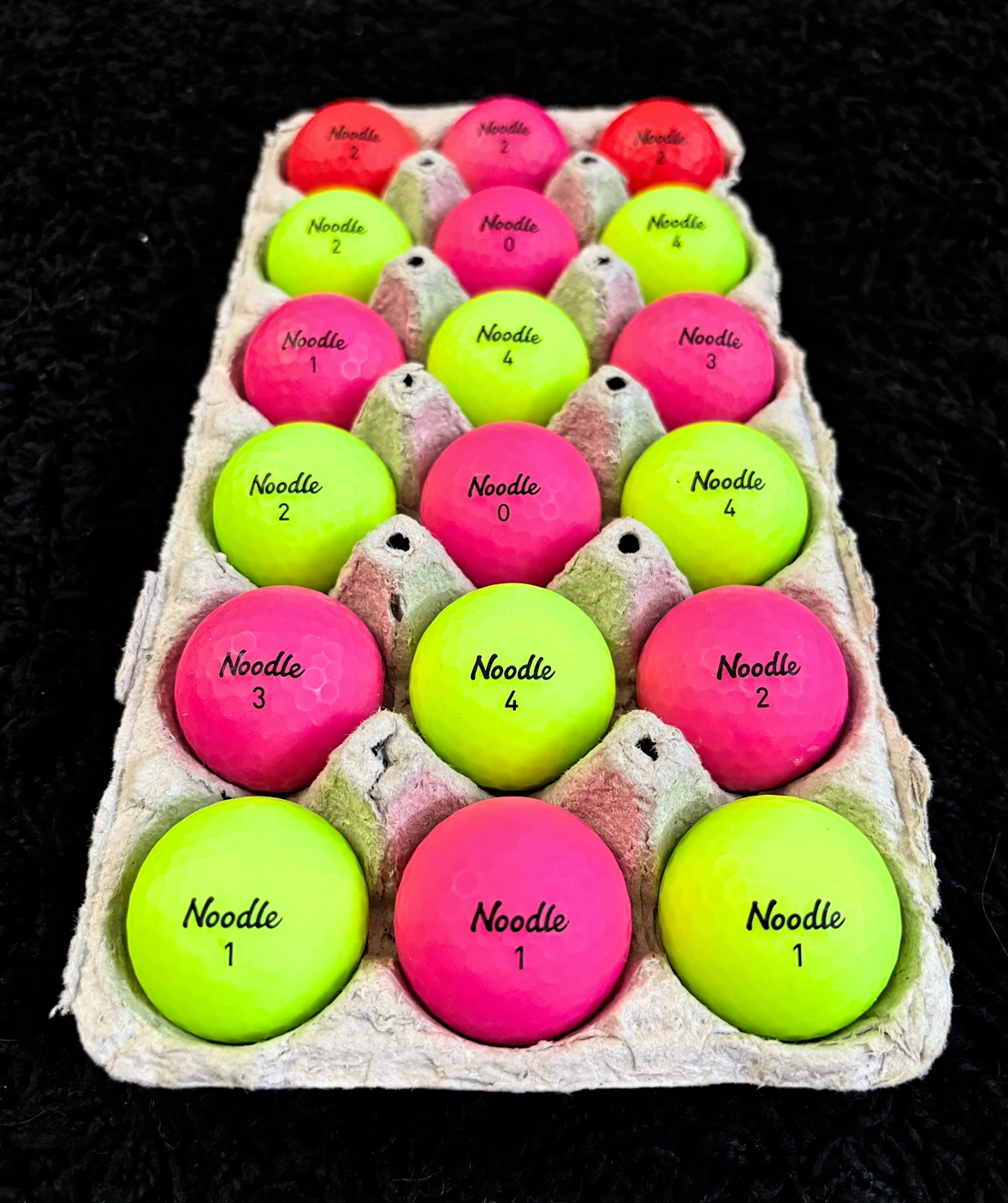 18 Taylormade Noodle Neon Coloured Golf Balls