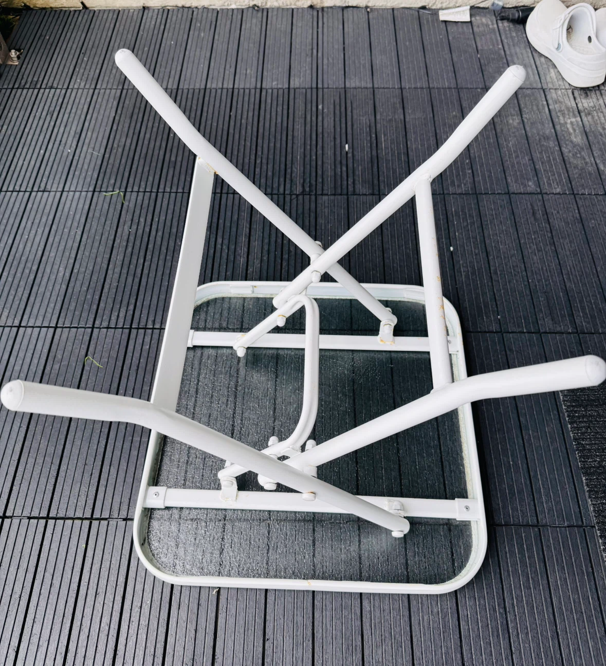 White Folding Table with Glass Top - photo 4