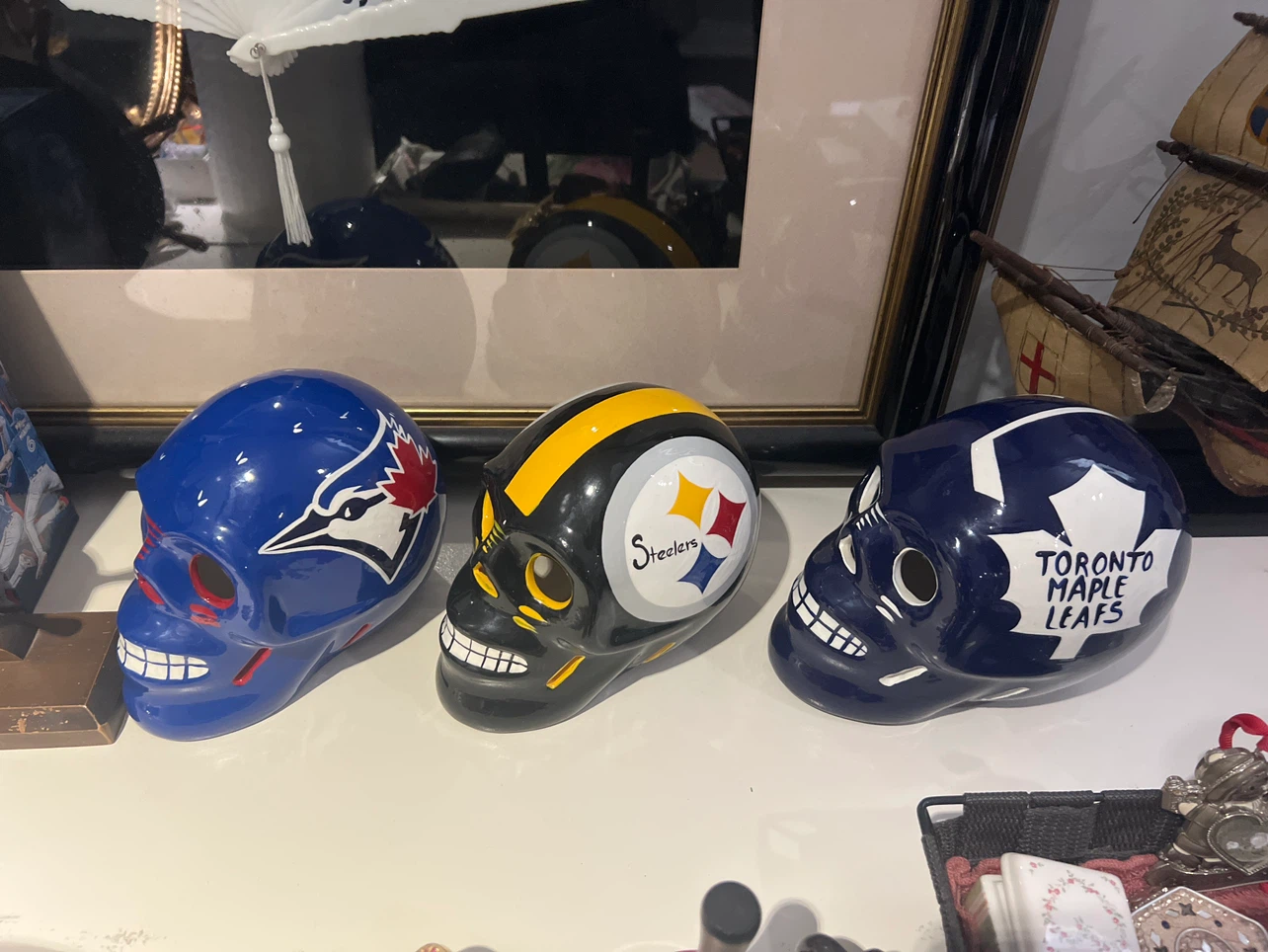 Pittsburgh Steelers Ceramic Skull Figurine - photo 3