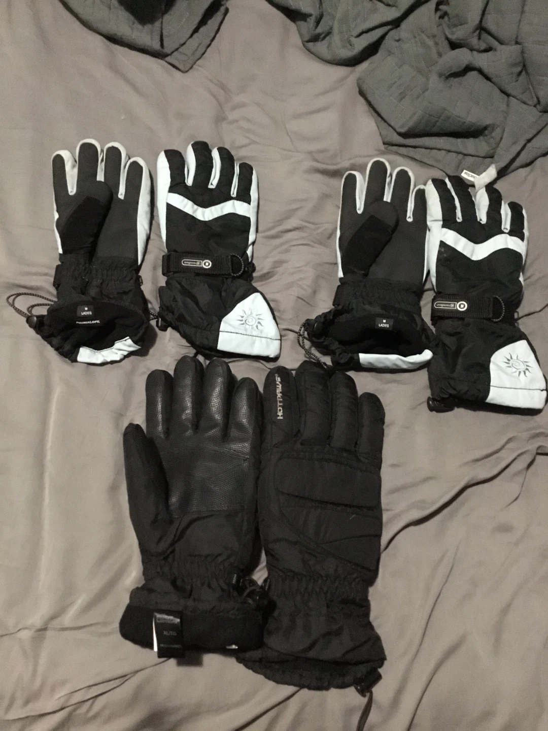 Hot Paws & Ladies Ski Gloves