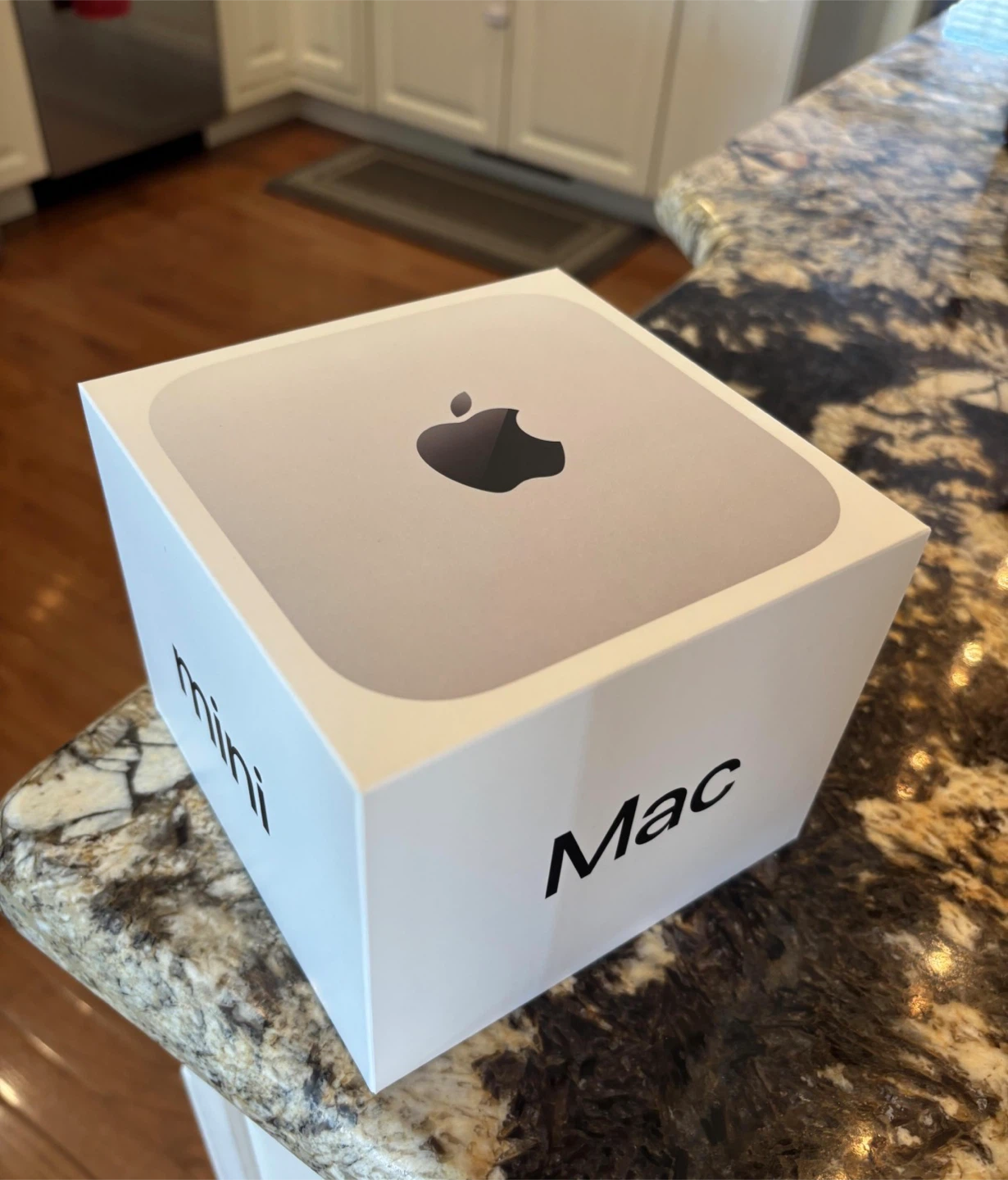 Apple Mac Mini (with box) - photo 2