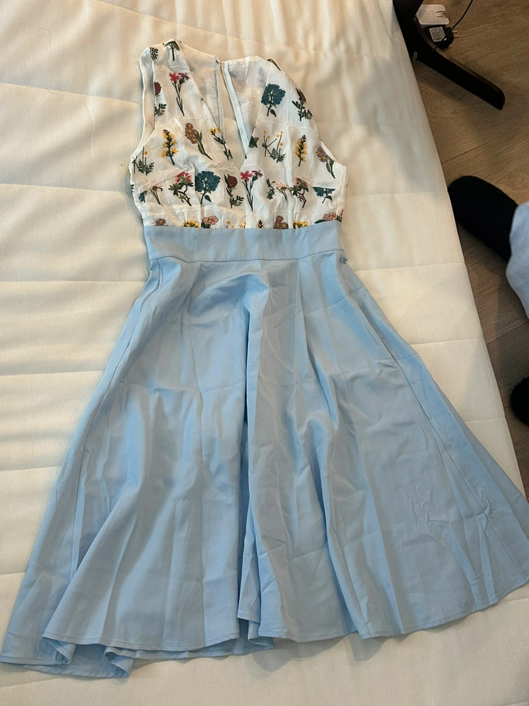 NEW Floral V-Neck Sleeveless Dress - Sky Blue