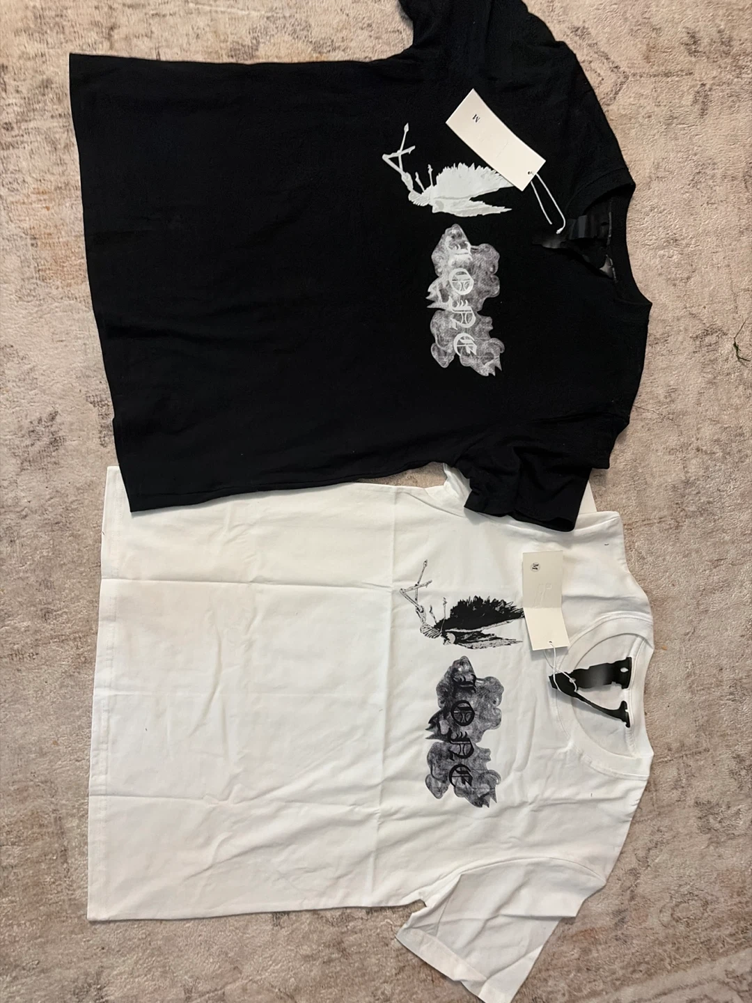 VLONE "Friend" T-Shirt Set - Black & White - Size M - photo 2