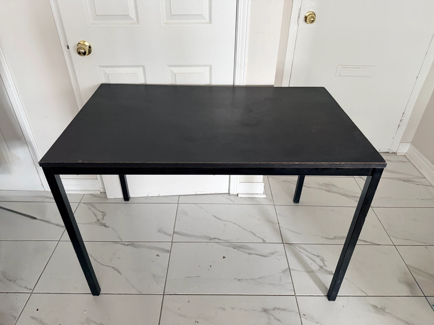IKEA Table/Dinning table