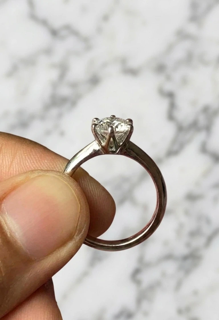VVS1 Moissanite Engagement Ring with adjustable size - photo 3