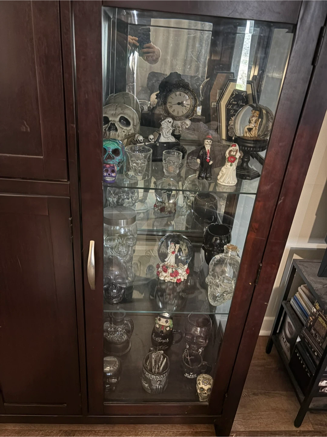 Dark Wood Display Cabinet with Glass Doors - photo 5