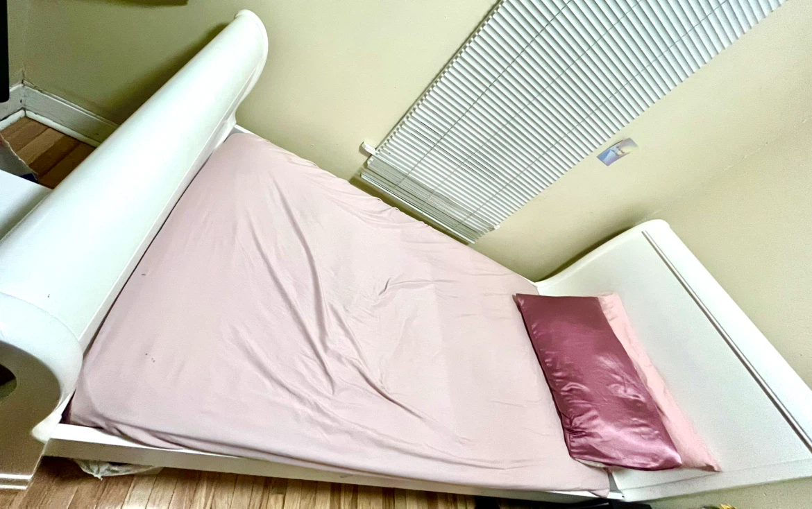 Twin Bed Frame + Mattress — White Wood Sleigh Bed (Twin) - photo 4