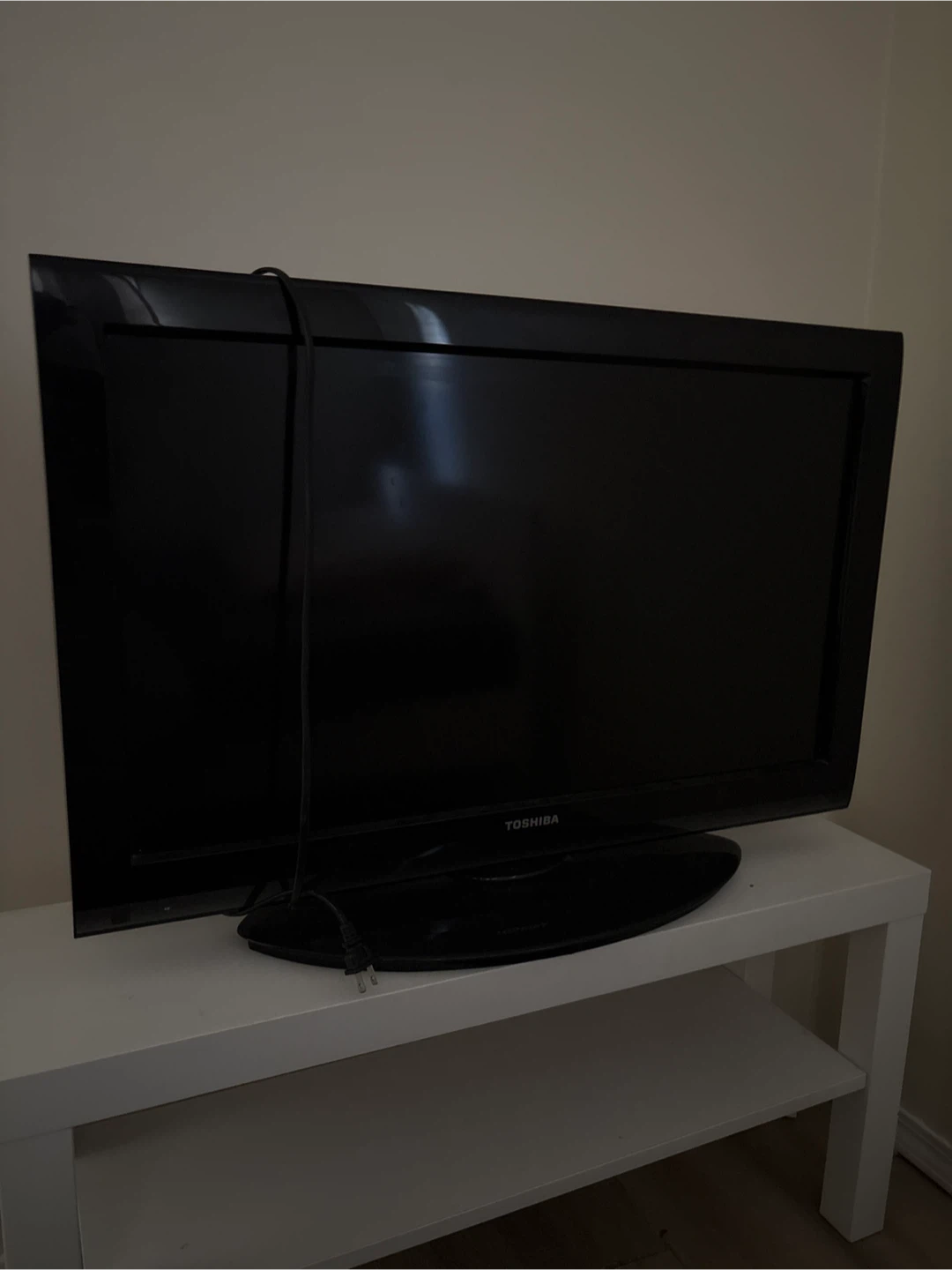 Toshiba Black Flat Screen TV