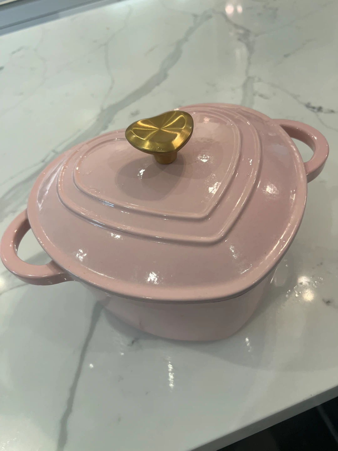 2-Quart Cast Iron Heart Dutch Oven