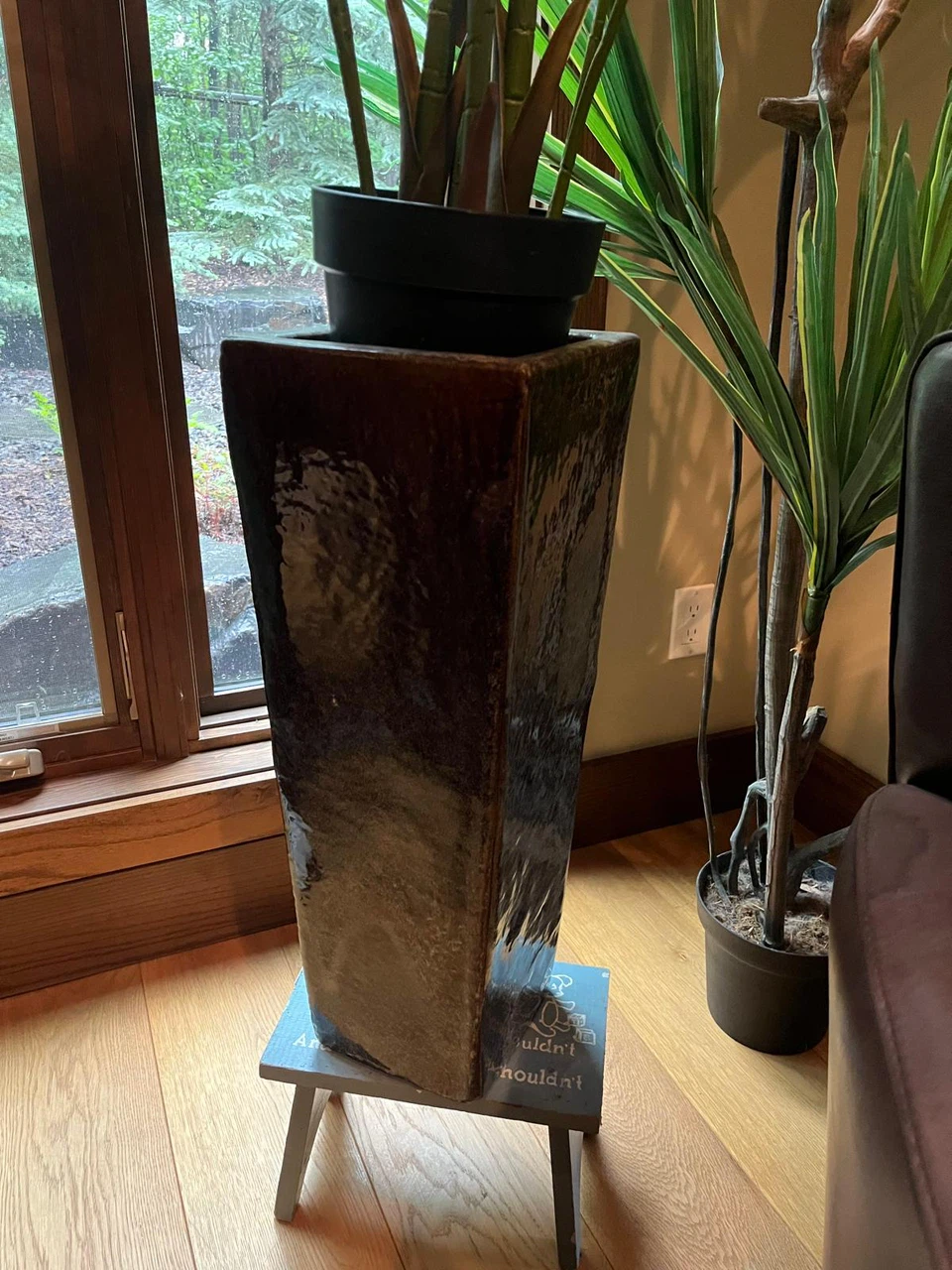 Set of 2 Large Decorative Planter Pot