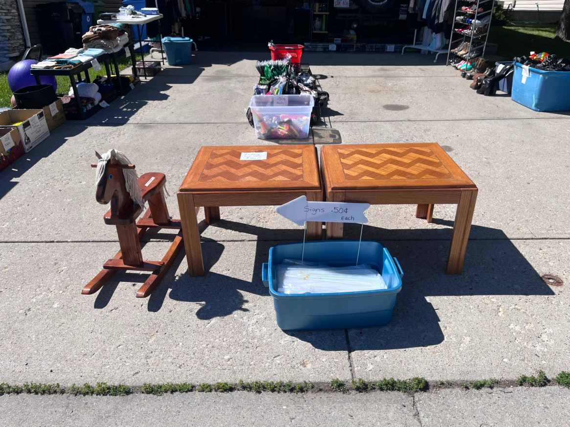 GARAGE SALE - photo 3