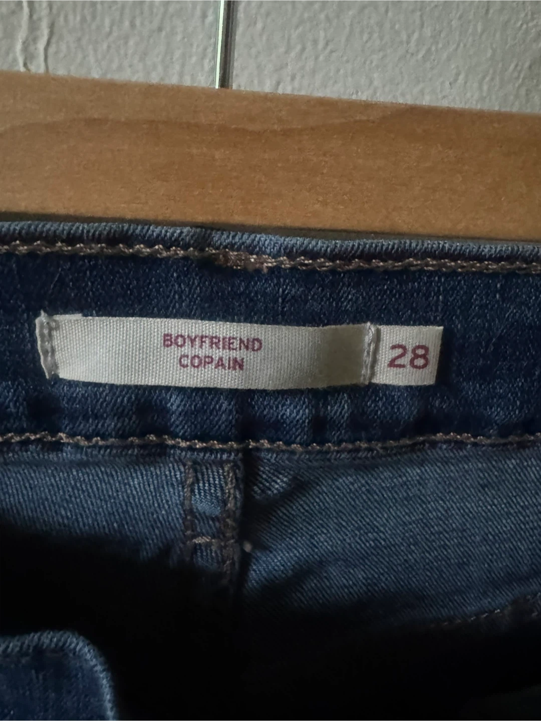 Brand New Levi's Boyfriend Jeans 28 27 - photo 3