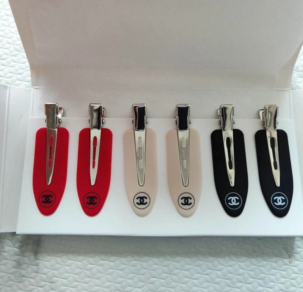Chanel Beauty Hair Clips Set