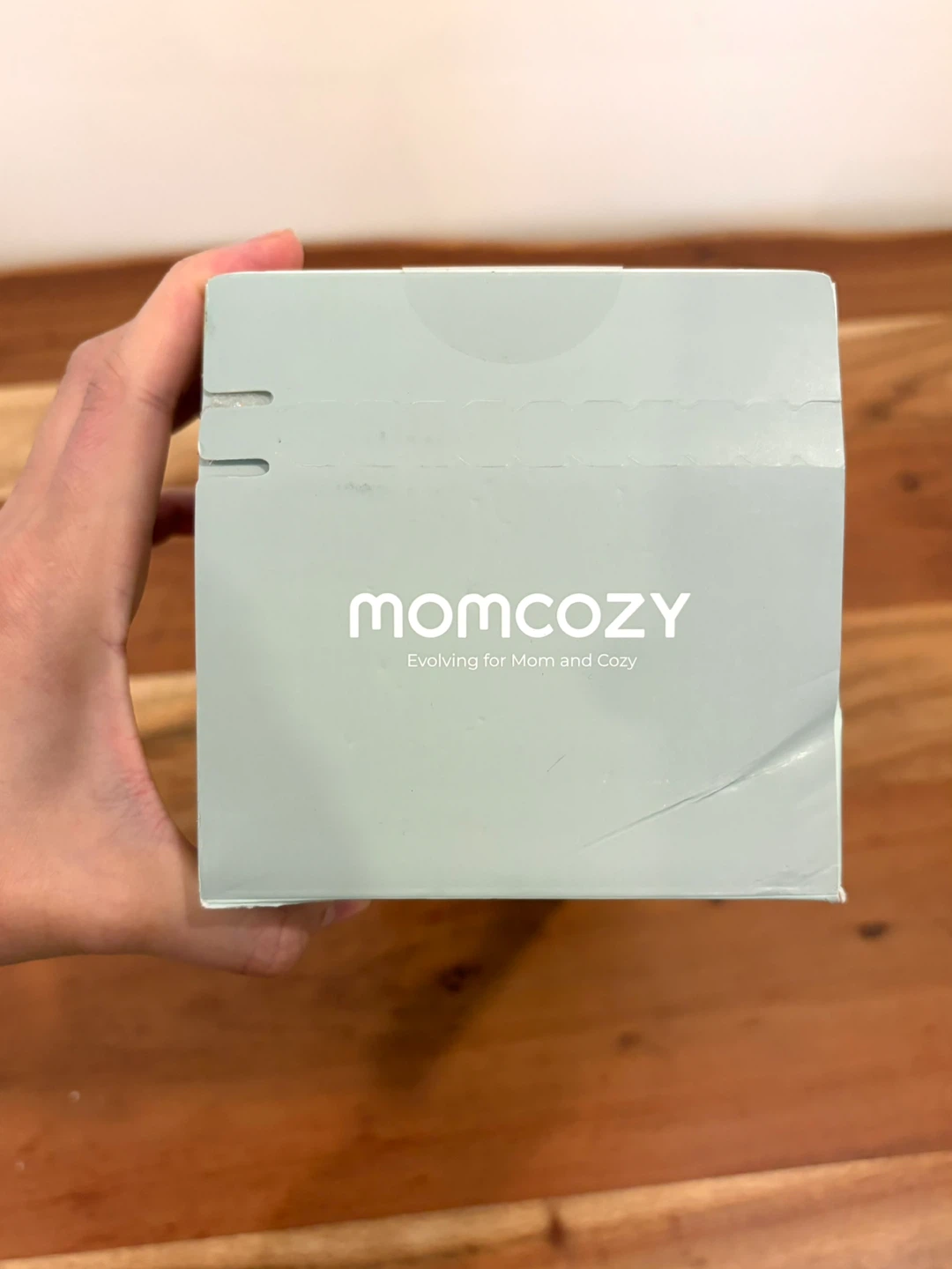 BNIB Sealed Momcozy portable bottle/ milk warmer - photo 3