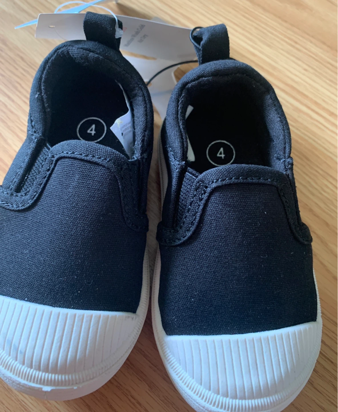 Cat & Jack Black Slip-On Shoes Size 4