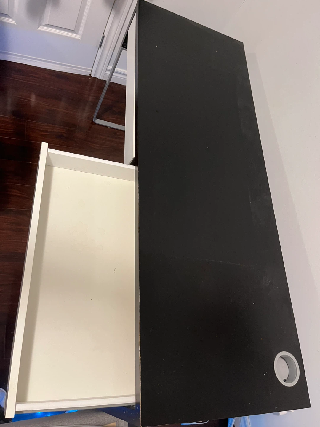 Desk and office chair - photo 2