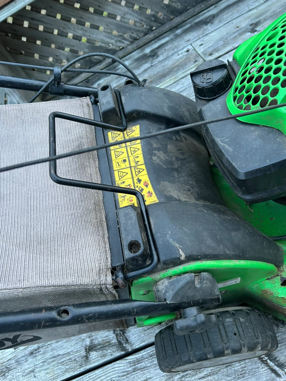 21 inch Lawn Boy Lawnmower - photo 2
