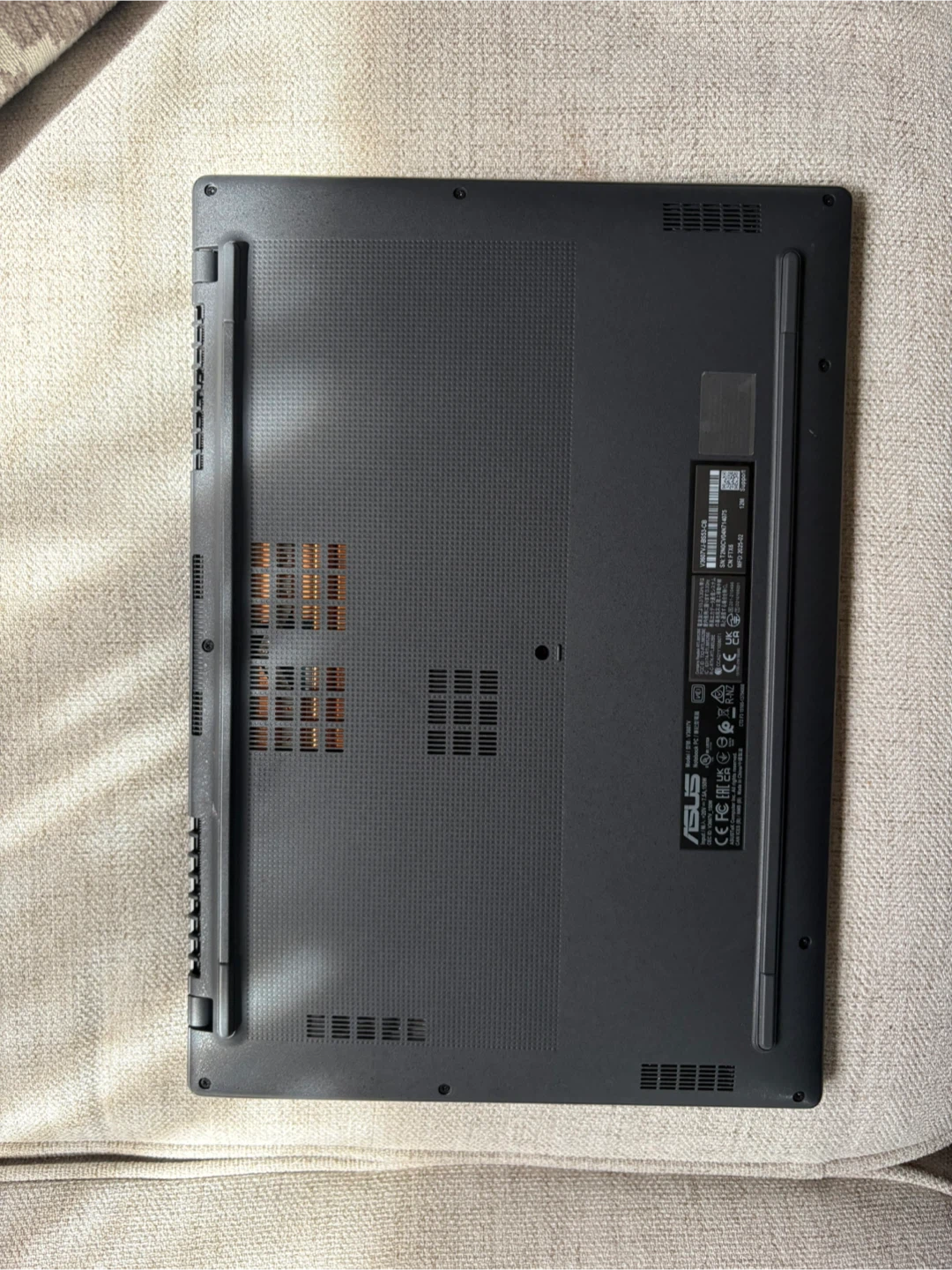 ASUS V16 Gaming Laptop - photo 2