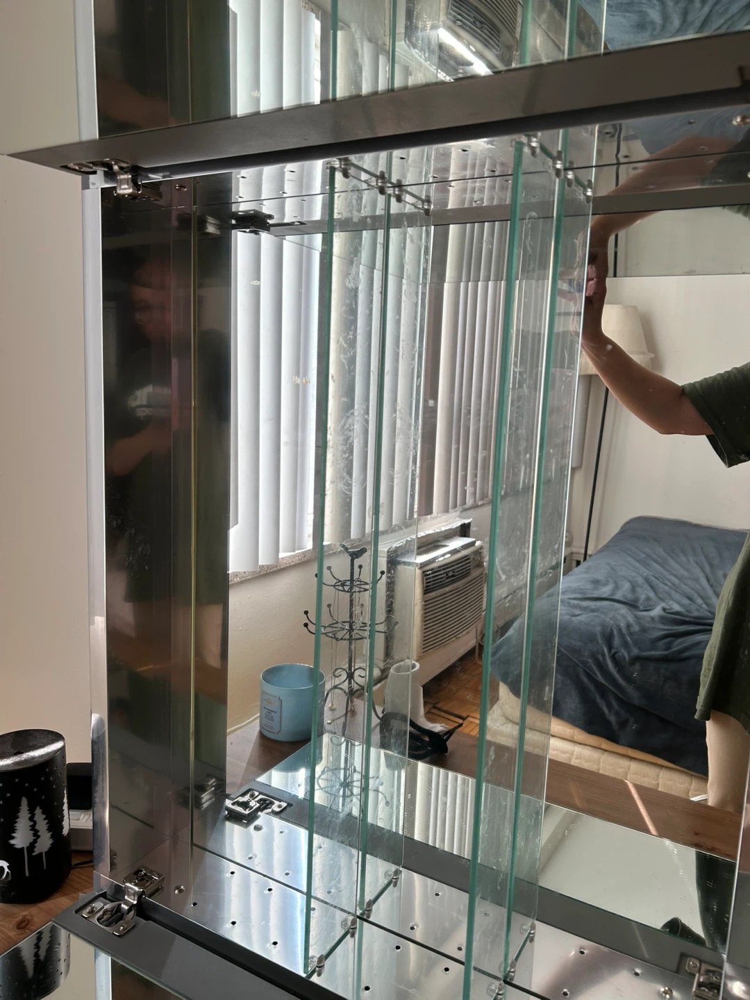 mirror cabinet - photo 3