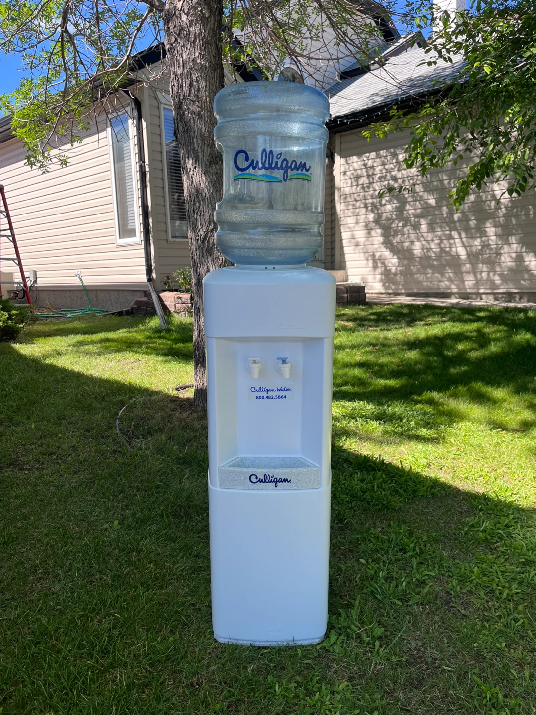 CULLIGAN WATER COOLER (Chilled & room temperature taps)