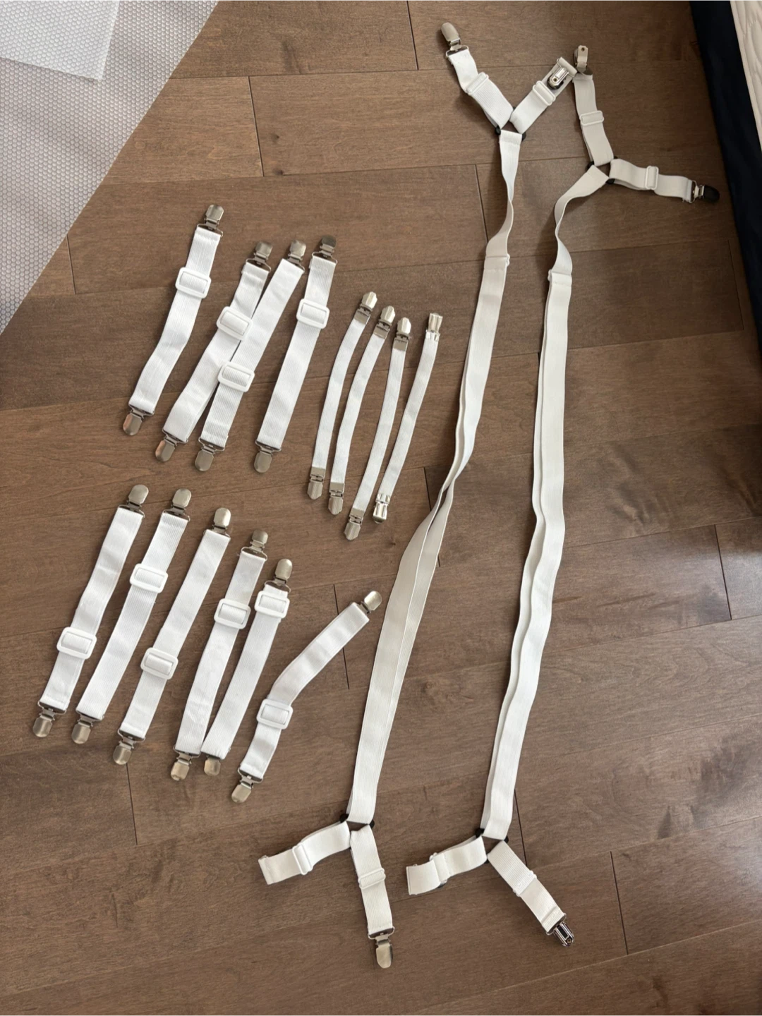 Mattress Suspenders, White, Elastic, with Metal Clips