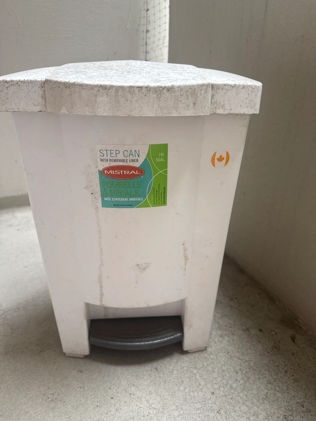 Mistral Step Can 19L/5gal with Removable Liner