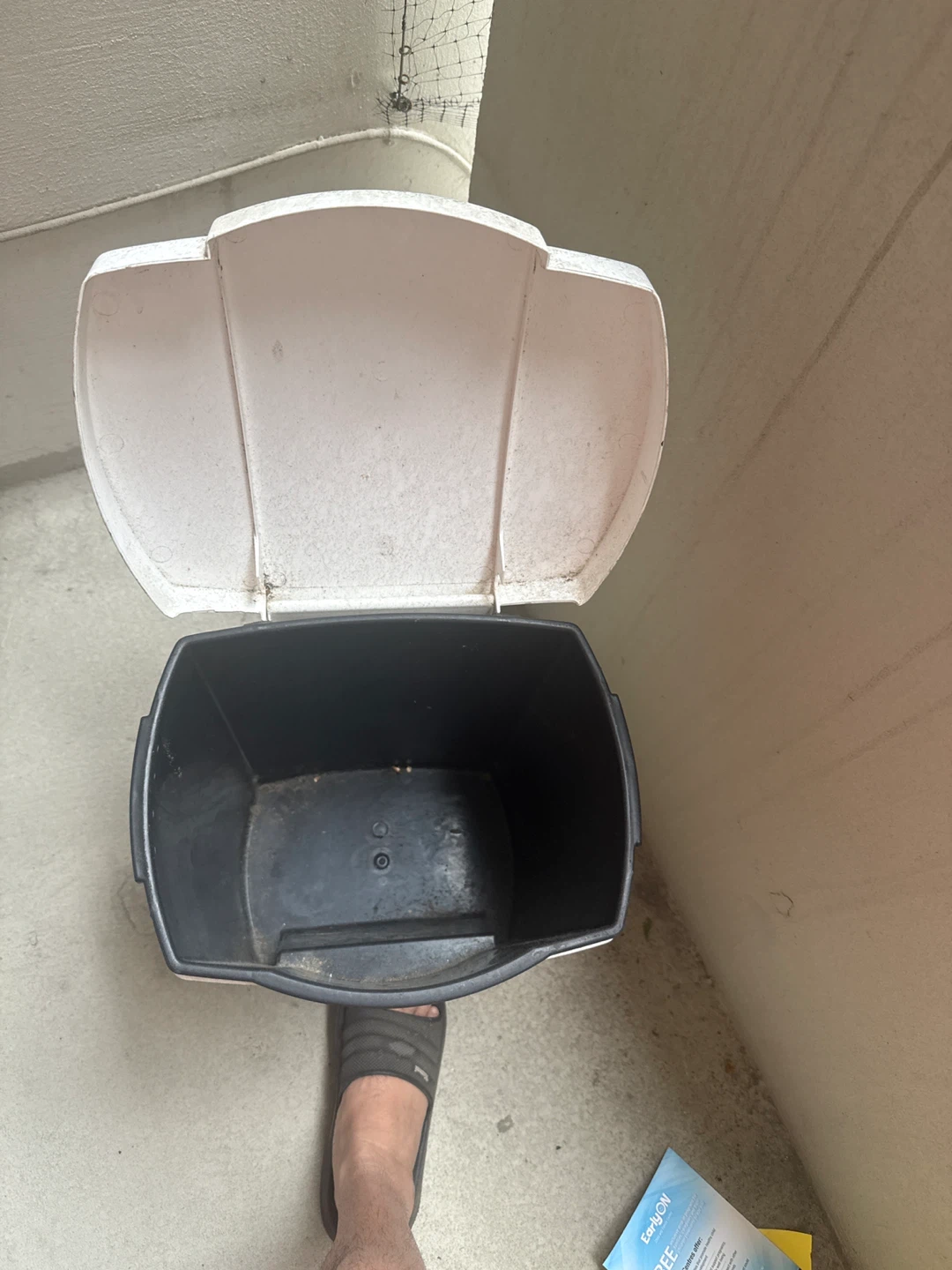 Mistral Step Can 19L/5gal with Removable Liner - photo 2