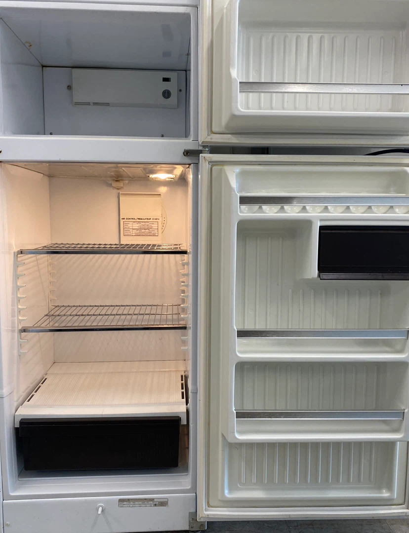 small FRIDGE - photo 2