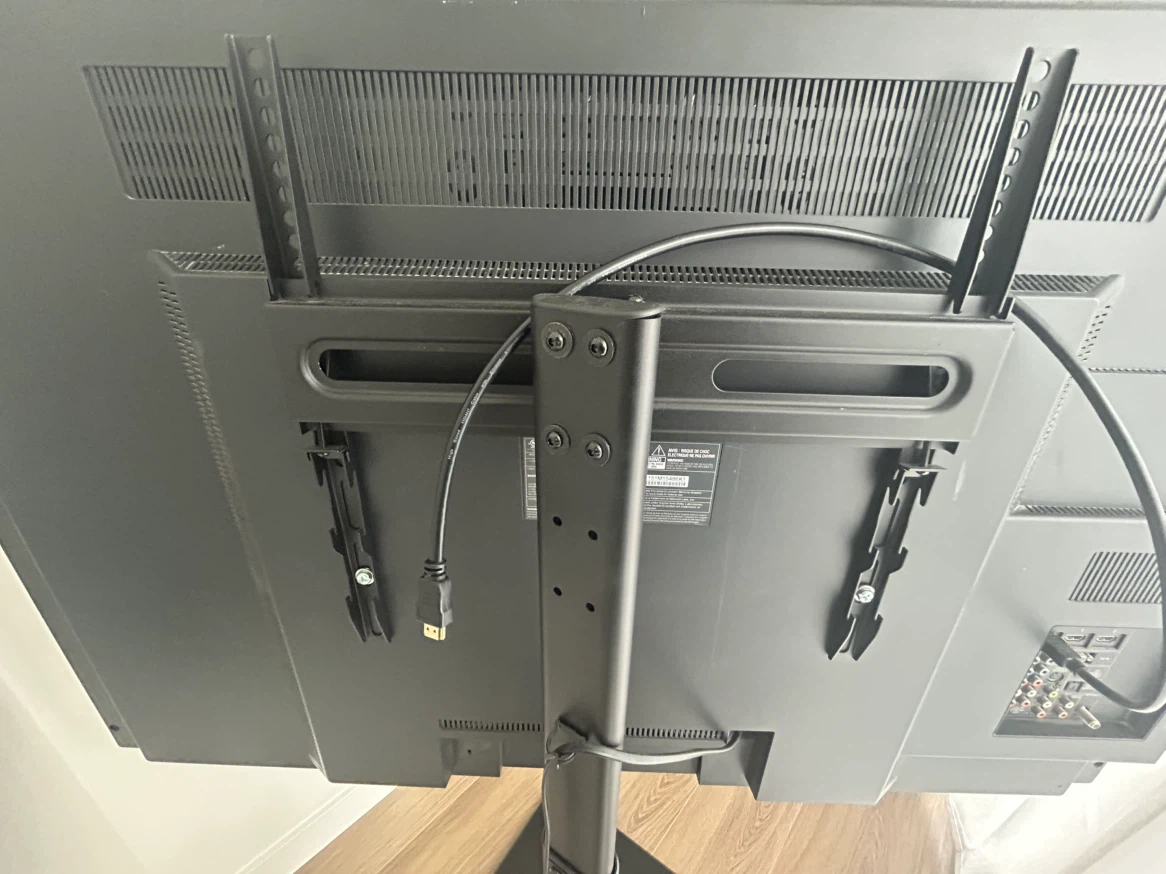 TV Stand - photo 3
