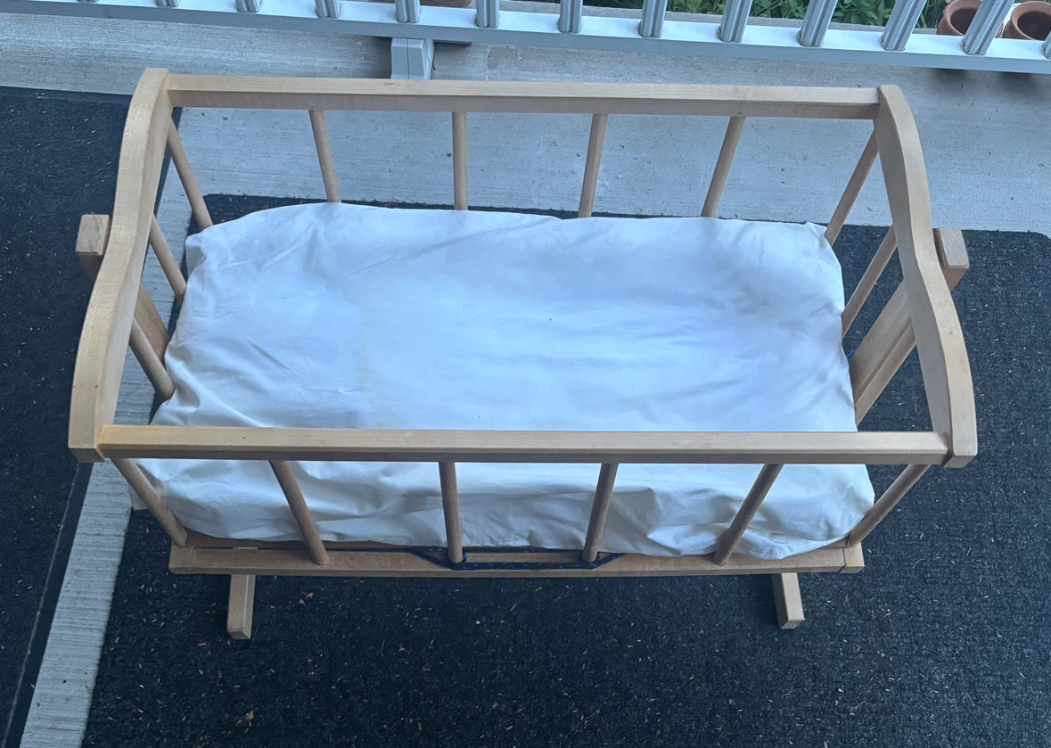 Beautiful vintage wooden cradle (24” x 14”) with mattress - photo 4