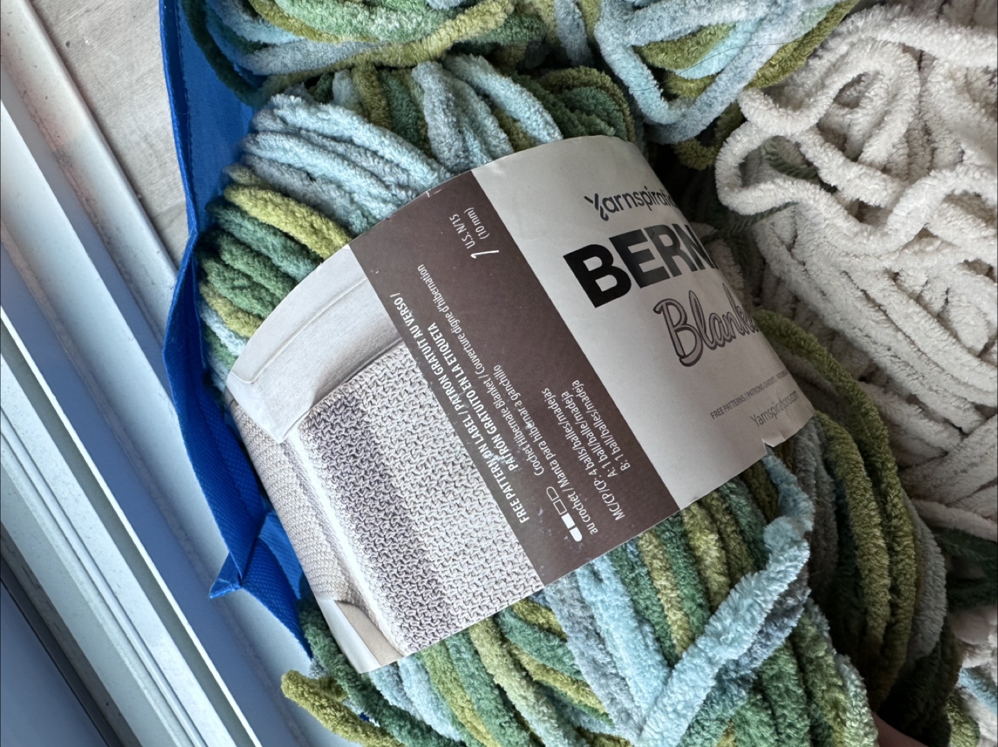Bernat Blanket Yarn Bundle - photo 2