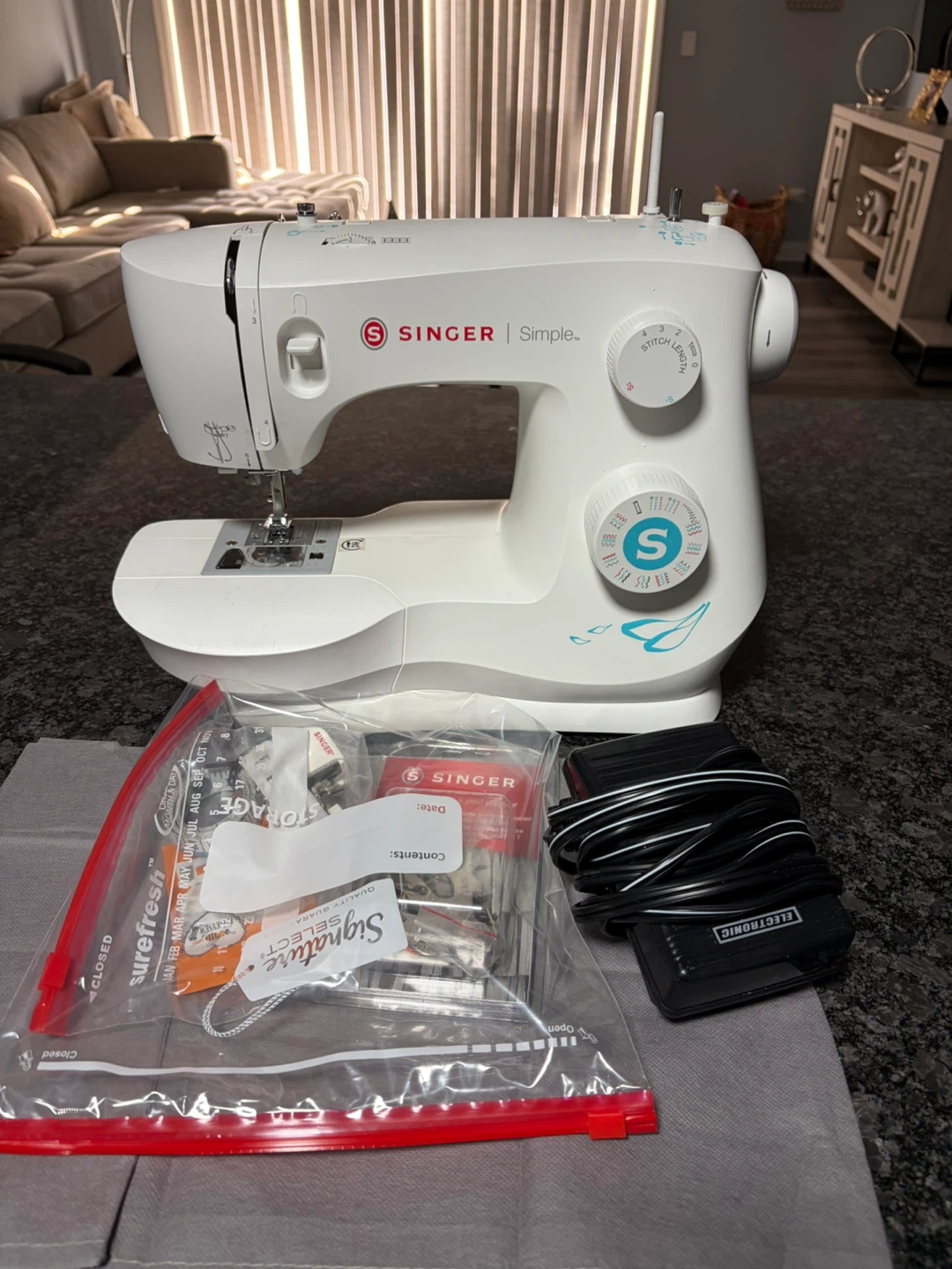 Singer Simple Sewing Machine